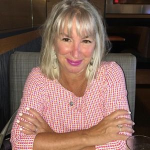 Meet your Posher, Lori